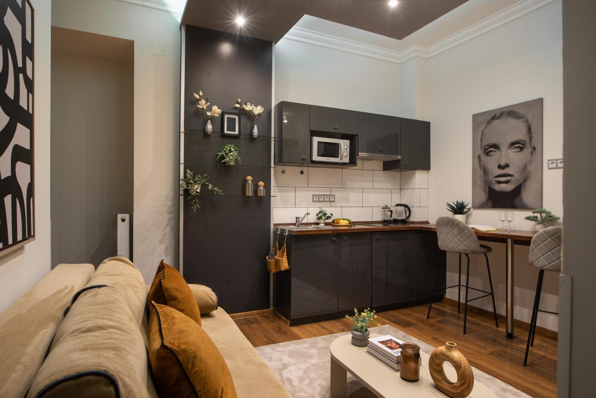Chic Central 1Br Retreat Near New York Cafe With View 부다페스트 외부 사진